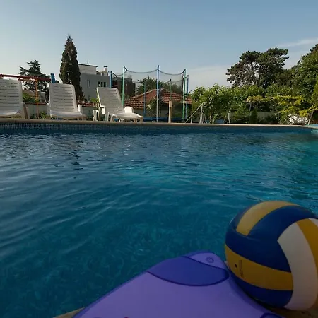 Apartament 2bd With Pool, Bbq & Playground