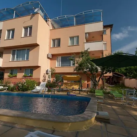 Apartamento 2bd With Pool, Bbq & Playground